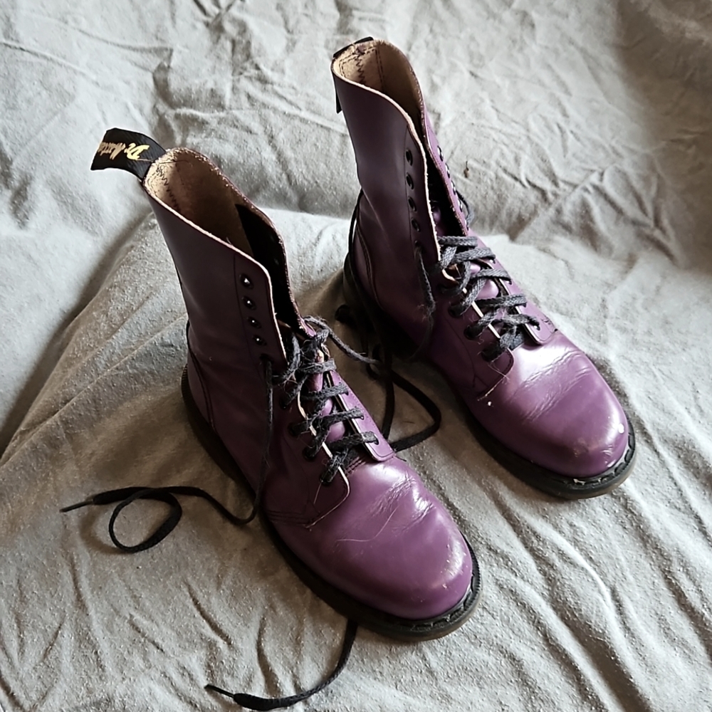 Size 7 purple Doc Marten boots